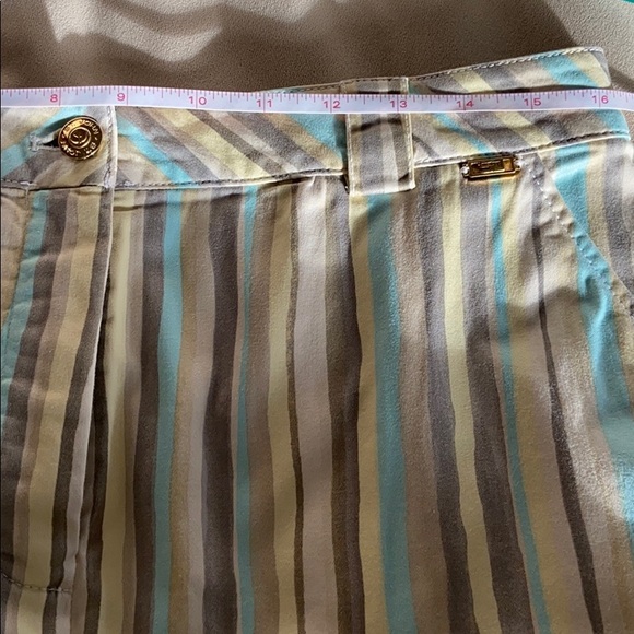 St. John Sport by Marie Gray Sz 12 capris - Picture 6 of 6